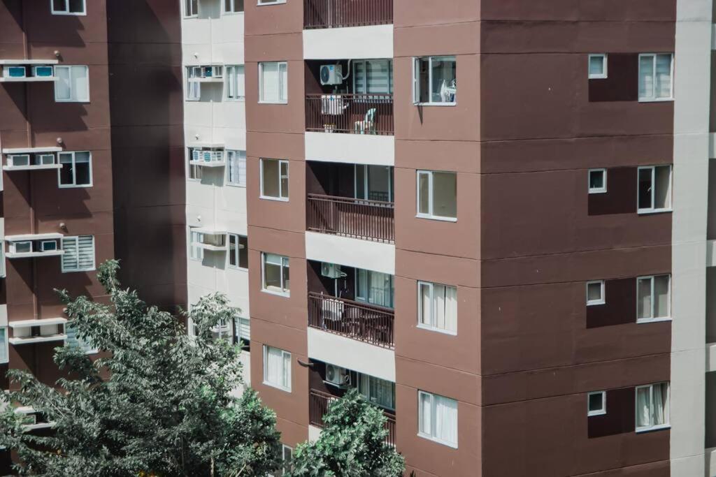 Spacious 3 Bedroom @avida Allgauers Apartment