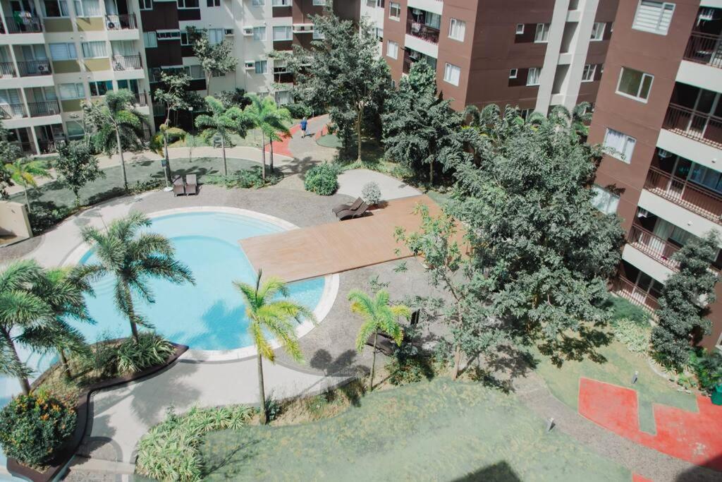 Spacious 3 Bedroom @avida Allgauers * Iloilo City